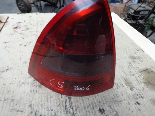 FEU ARRIERE GAUCHE CITROEN C5 - Vue 1